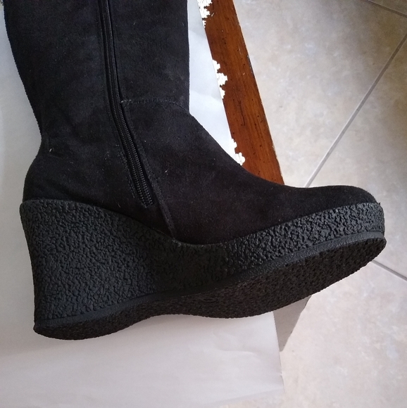 Refuge  ( By Charlotte Russe ) Boots - Picture 6 of 8